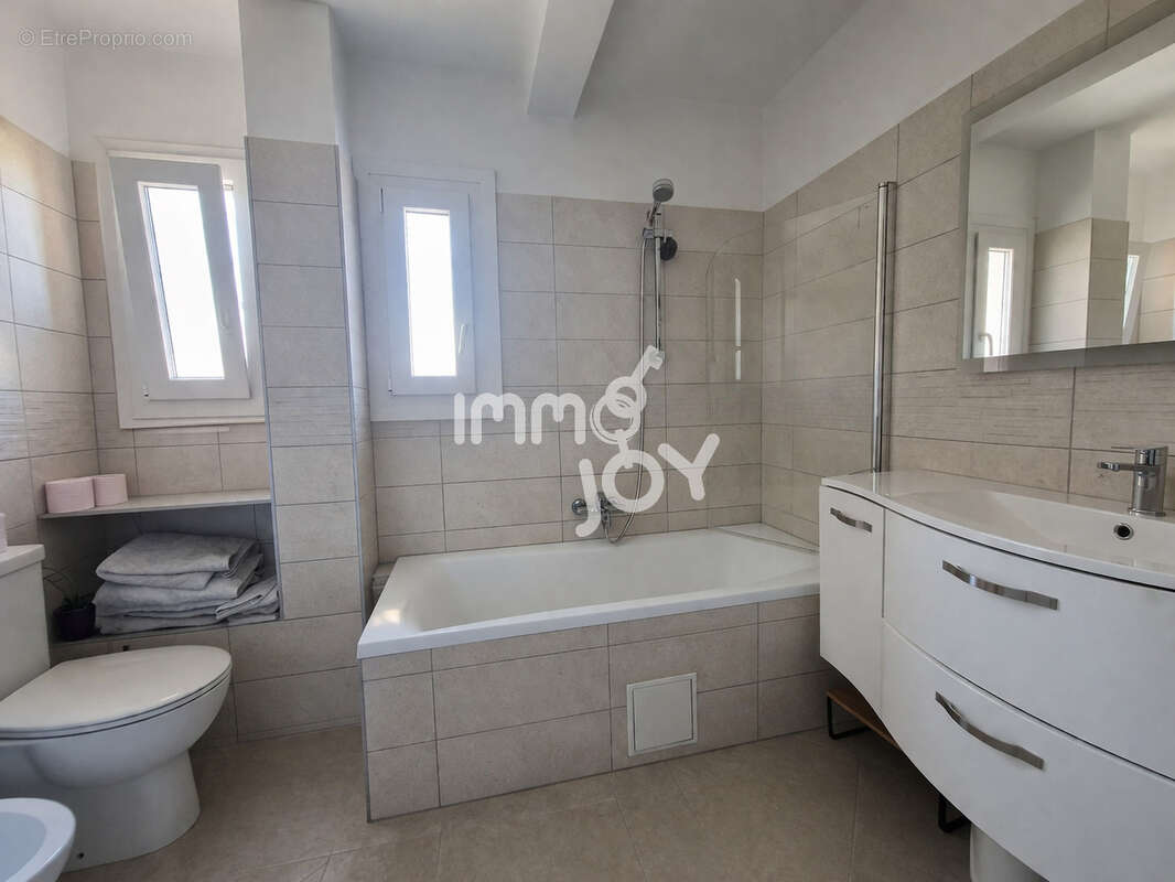 Appartement à FREJUS