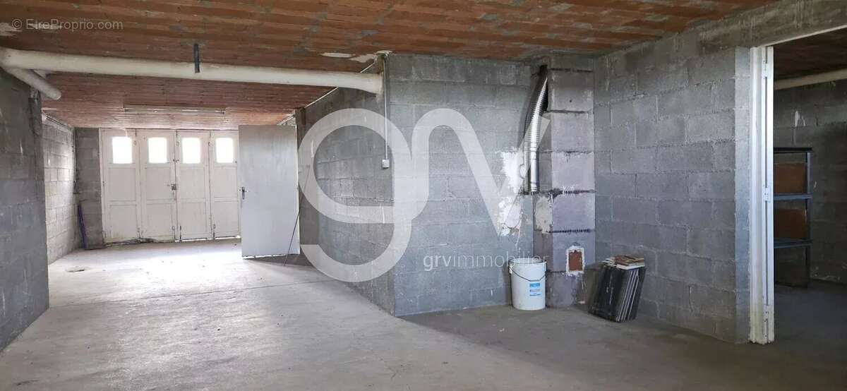 Maison à LAFEUILLADE-EN-VEZIE