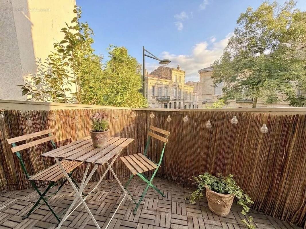 Appartement à BORDEAUX