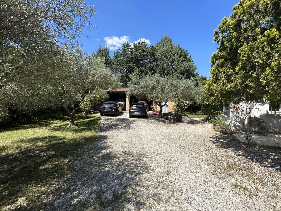 Maison à UZES