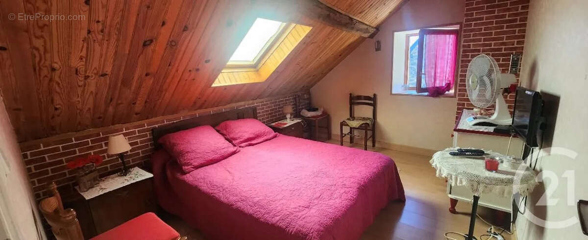 Maison à AUNAY-EN-BAZOIS