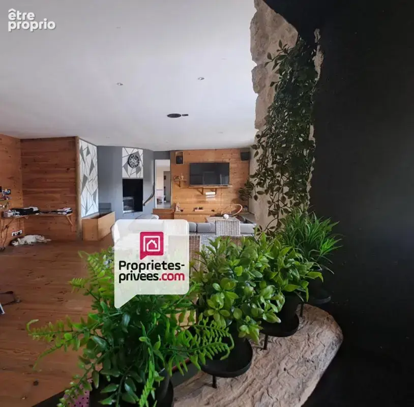 Maison contemporaine de plain-pied  5 chambres  Piscine  Double garage - photo 5