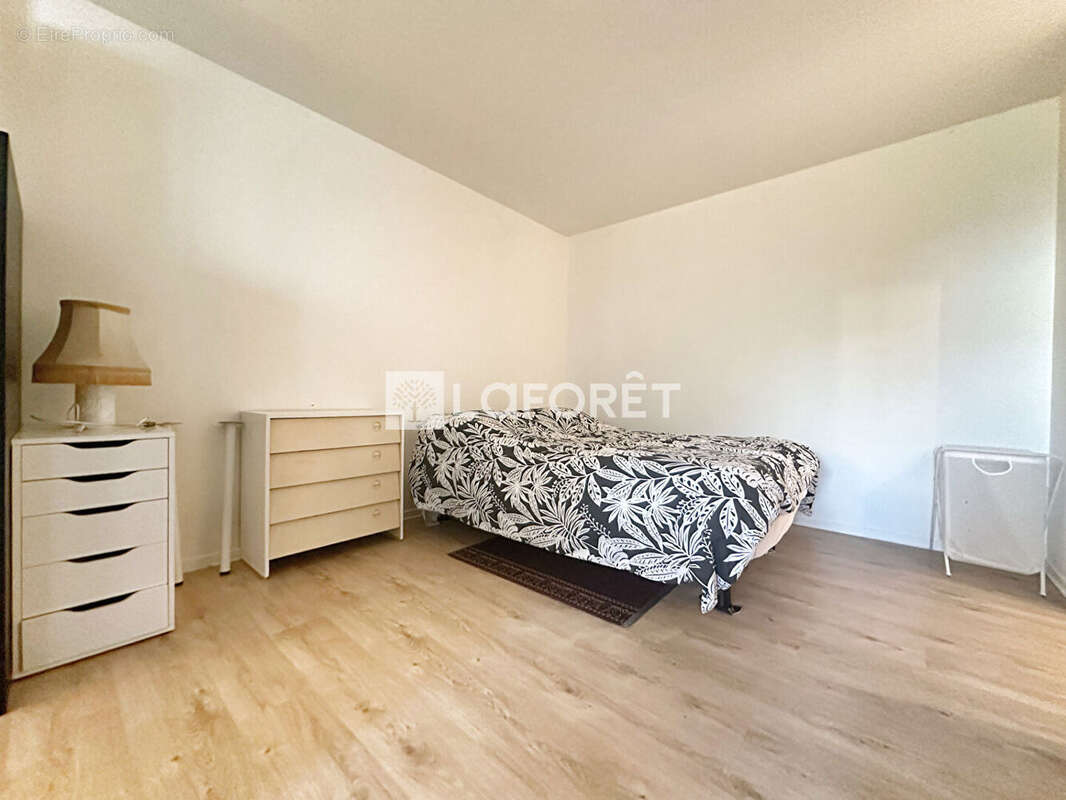 Appartement à ETIOLLES