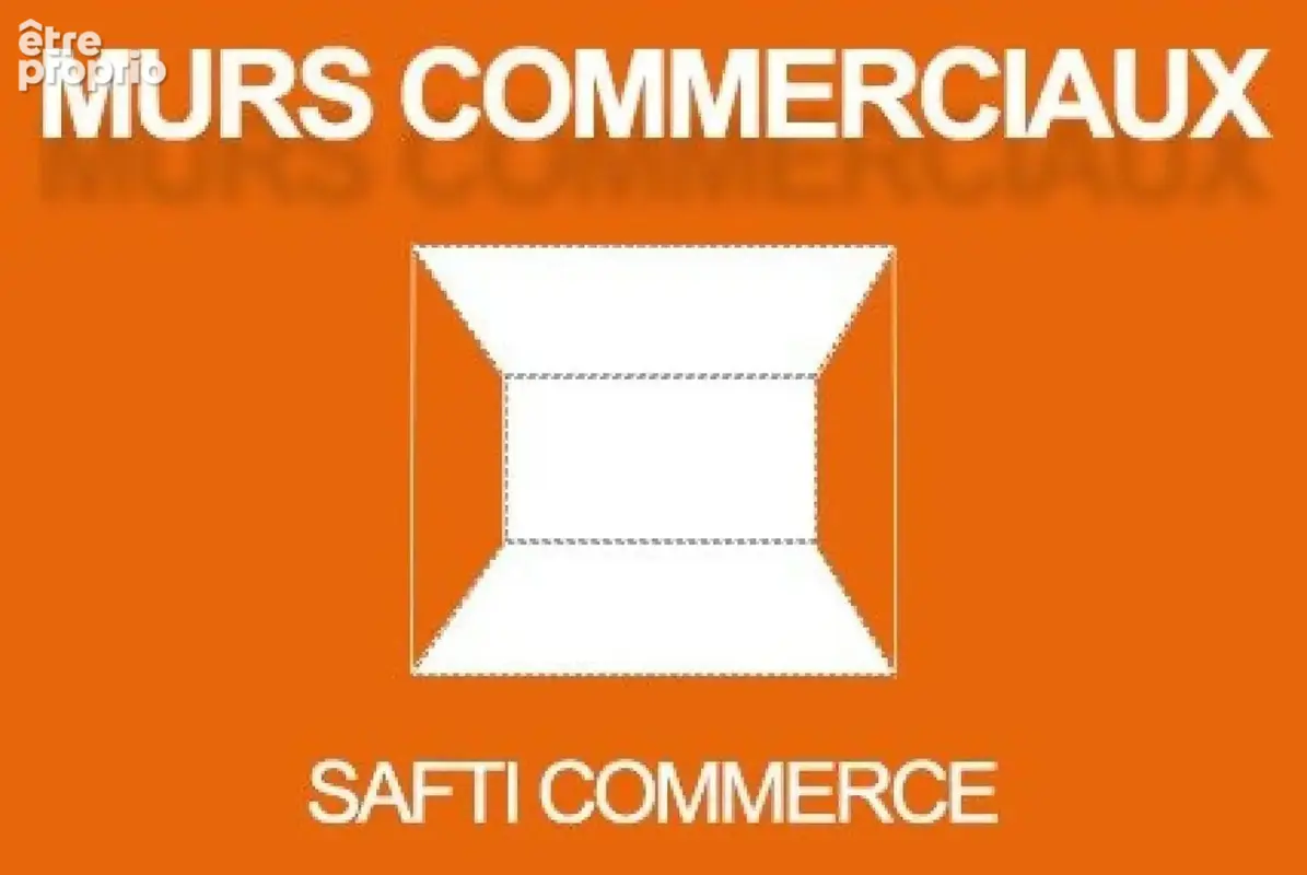 Photo 1 - Commerce à FOUGERES