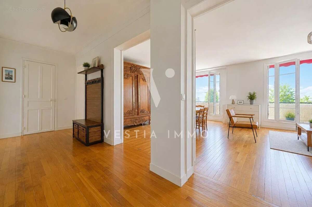 Appartement à ASNIERES-SUR-SEINE