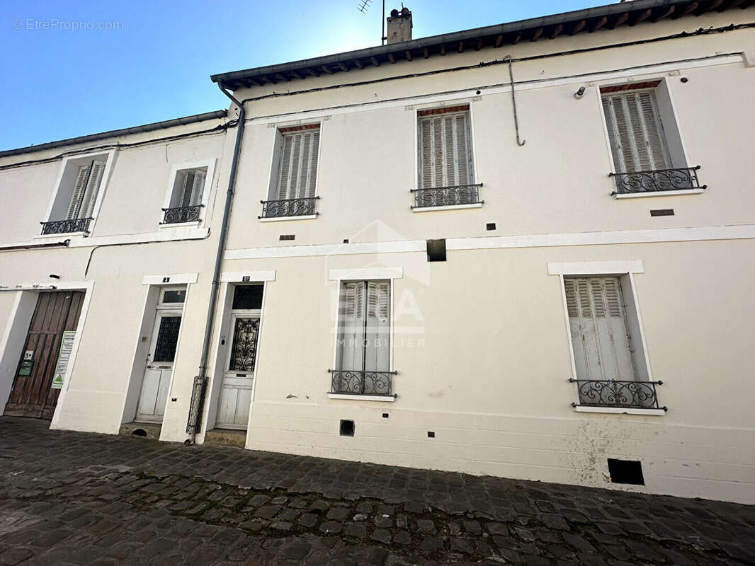 Appartement à MONTEREAU-FAULT-YONNE