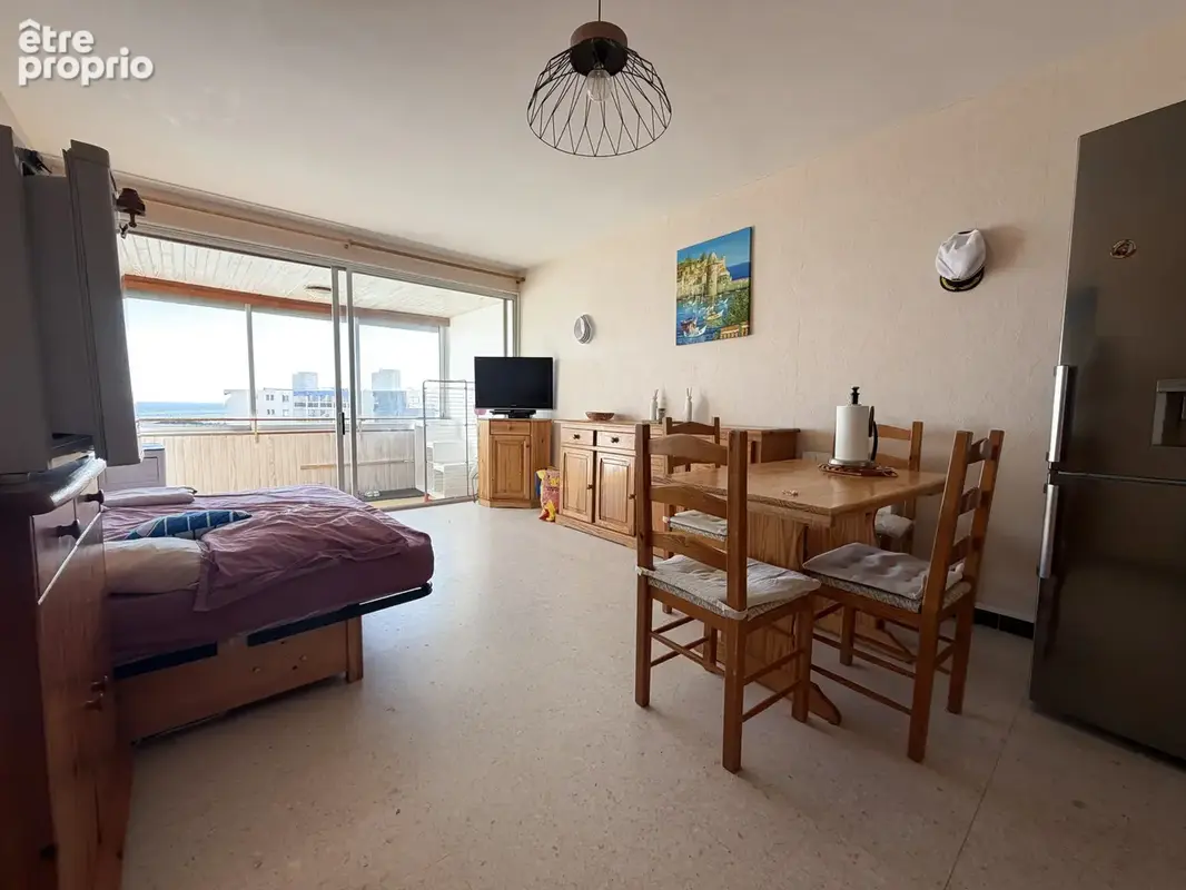 Le barcarès   front de mer   t2 vue mer avec piscine, accès direct plage et parking privatif - photo 2