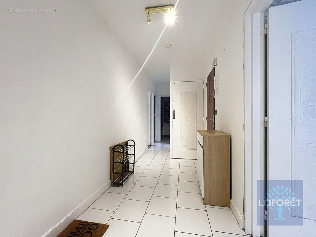 Appartement à HEROUVILLE-SAINT-CLAIR