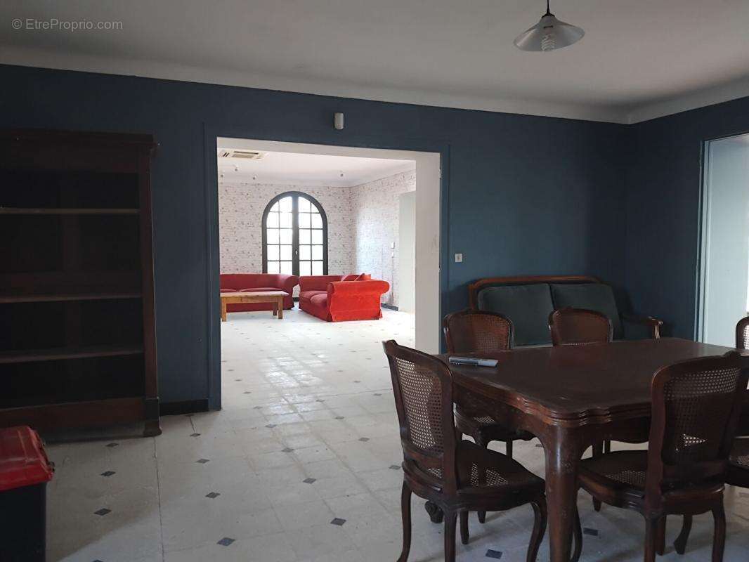 Maison à SAINT-CHRISTOLY-MEDOC