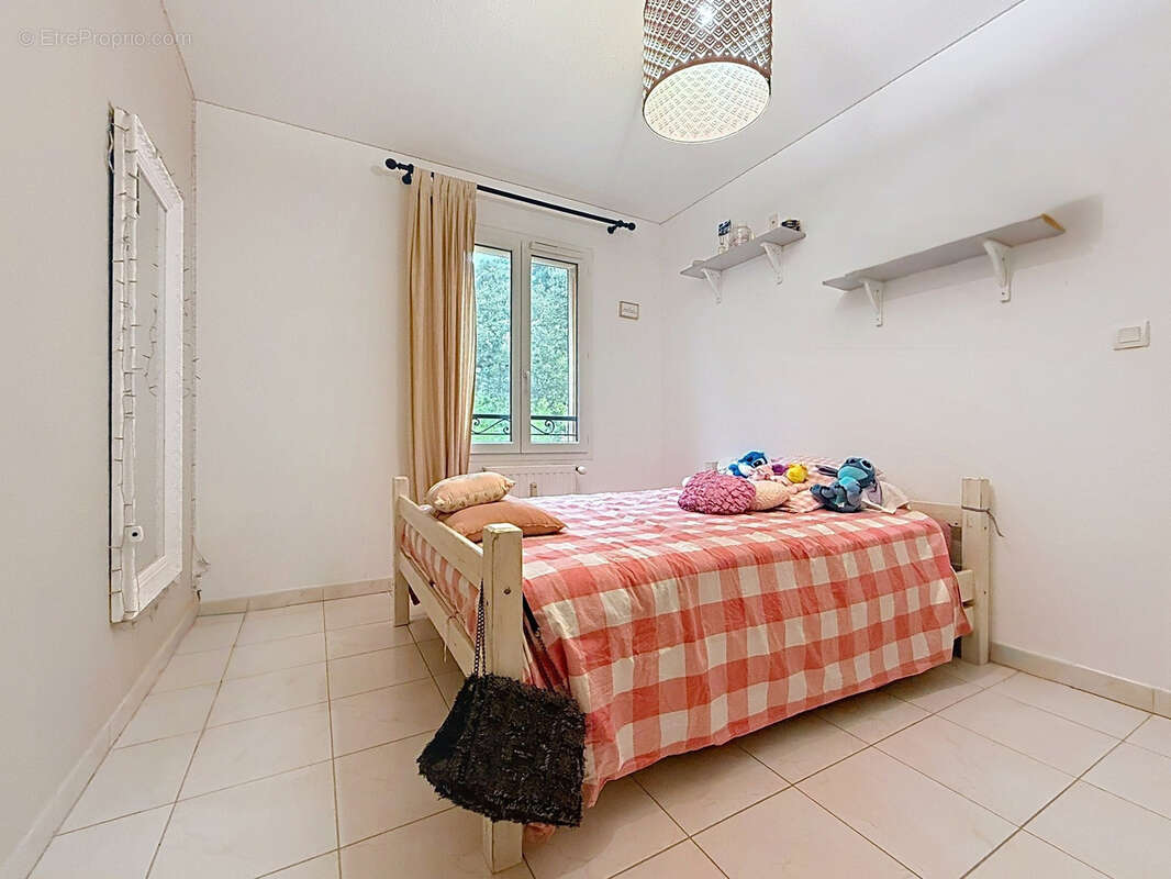 Maison à LA GARDE-FREINET