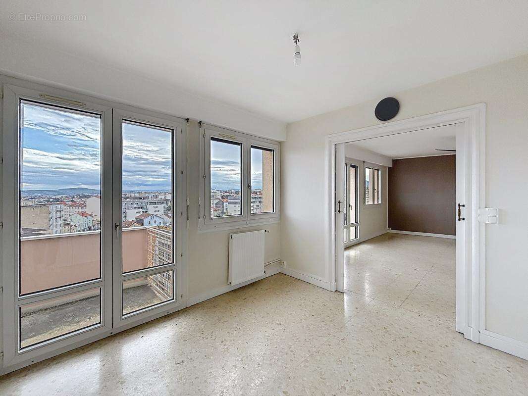 Appartement à CLERMONT-FERRAND
