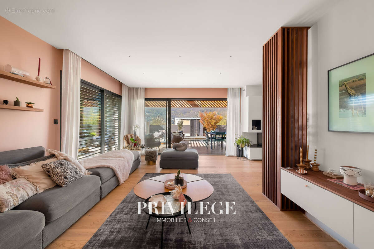 Maison à ROCHETAILLEE-SUR-SAONE