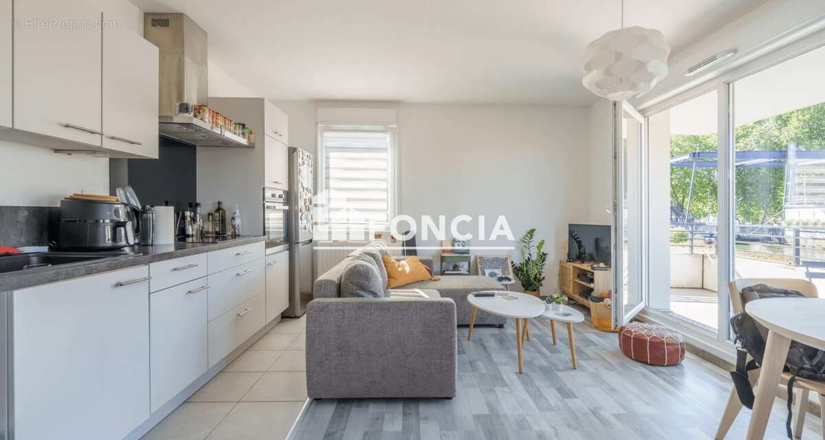 Appartement 3 pieces -terrasse - parking - photo 2