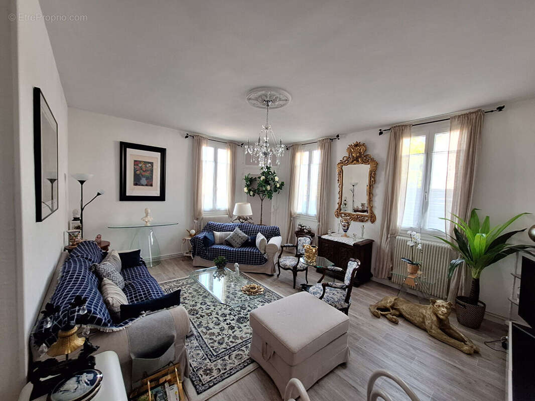 Appartement à SAINT-PIERRE-DES-CORPS