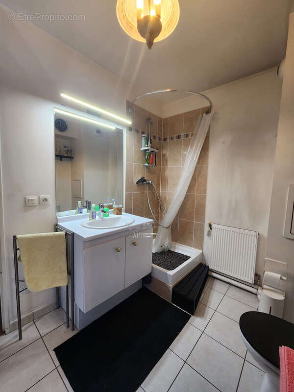 Appartement à LA COURNEUVE