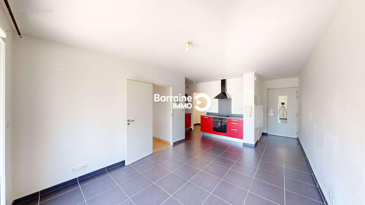 Exclusivite a vendre brest saint marc appartement t2 44 m² avec jardin - residence recente parking securise terrasse de 12 m² ja - photo 2
