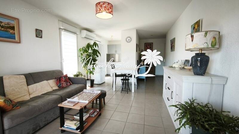 Appartement à CHATEAUNEUF-LES-MARTIGUES