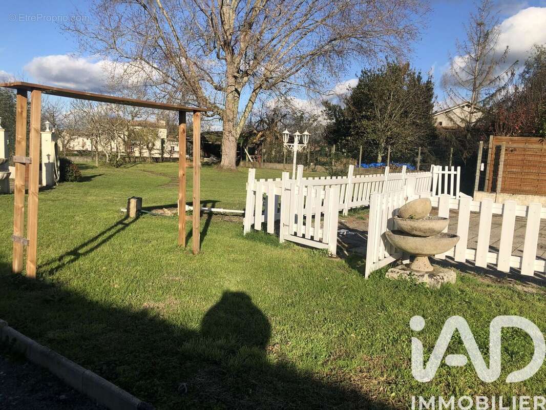 Photo 9 - Maison à VILLEGOUGE