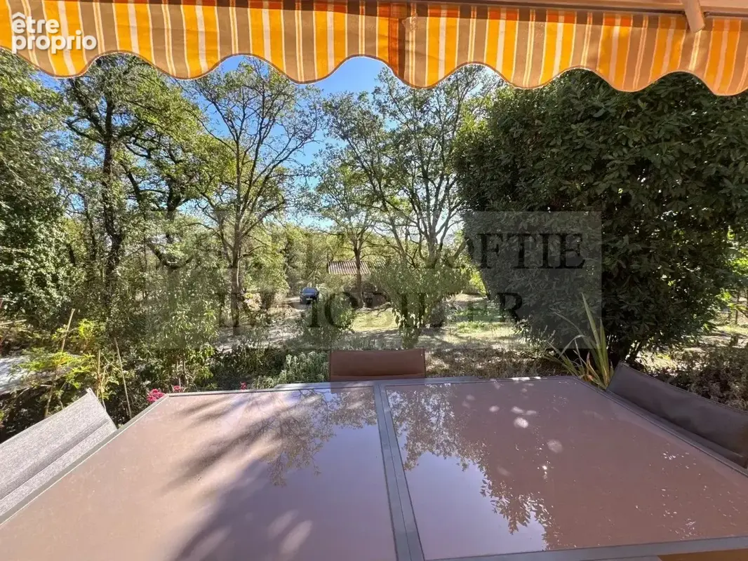 Jolie maison de plain-pied et garage sur un terrain de 2 820 m² - photo 17