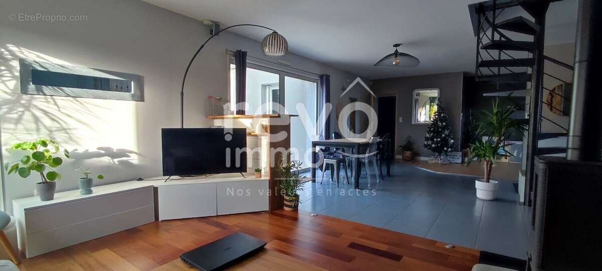 Maison à SAINT-PHILBERT-DE-GRAND-LIEU