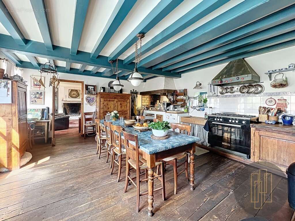 Maison à SAINTE-EUPHEMIE