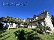 Maison à SAINT-MARTIN-DES-CHAMPS