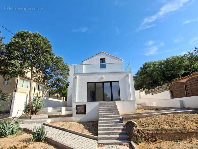  comme une maison… le charme d'une demeure de caractère, le confort d'une rénovation contemporaine - photo 2