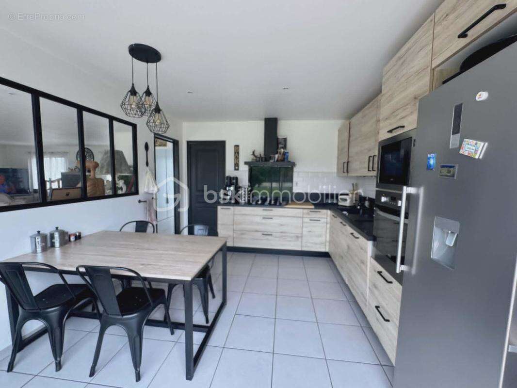 ***maison en pierre *** 208 m² *** 15 min de bayeux *** - photo 2