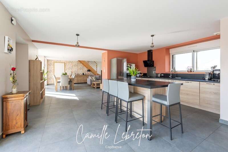 Maison à LA REGRIPPIERE