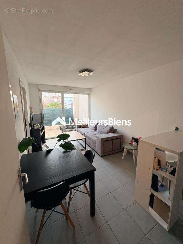 Appartement à CASTELNAU-LE-LEZ