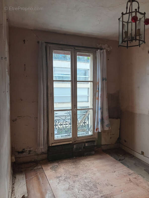 Appartement à PARIS-19E