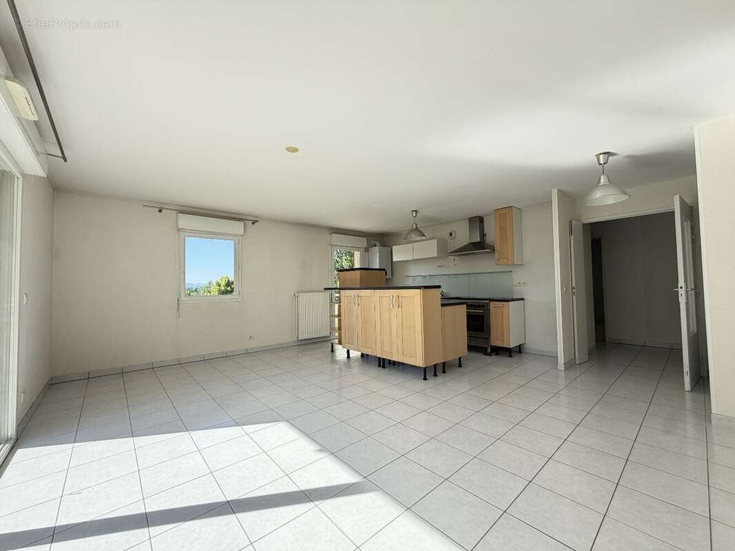 Appartement à QUINTAL
