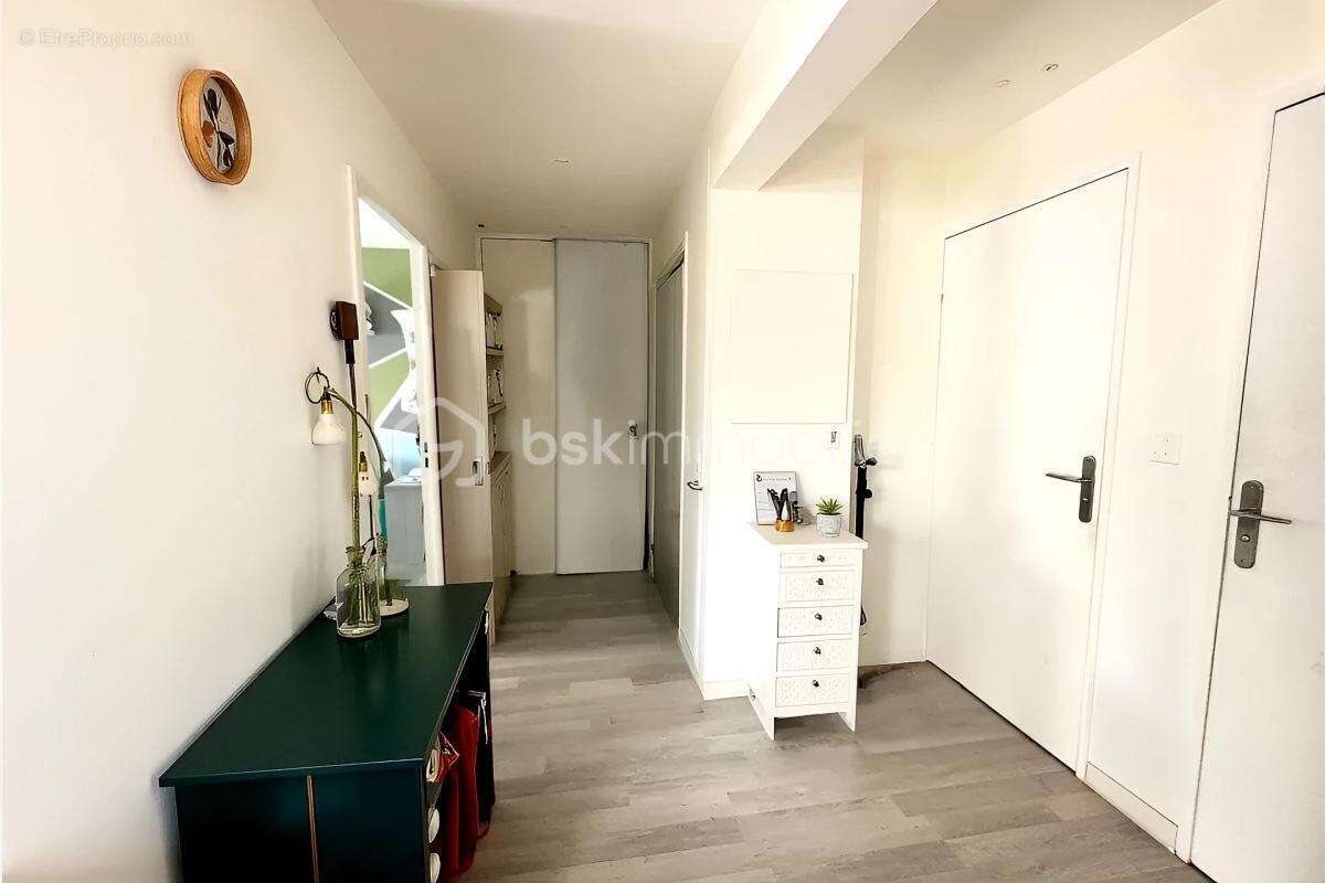 Appartement à SAINT-OUEN-L'AUMONE