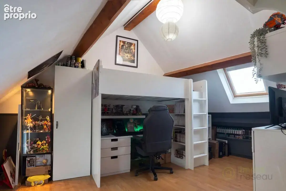 Appartement à LINAS