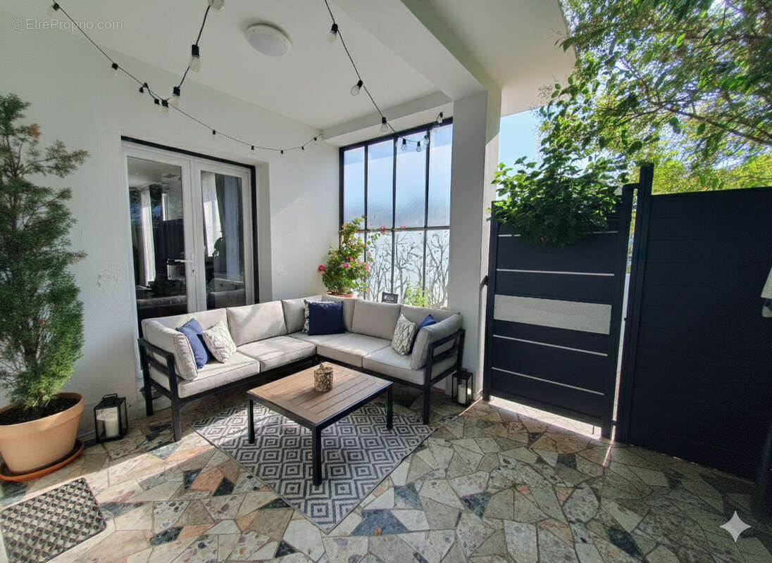 Maison à LES ANGLES