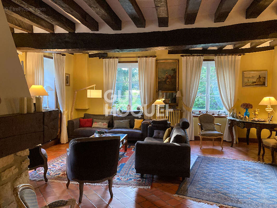 Maison à TRAINOU