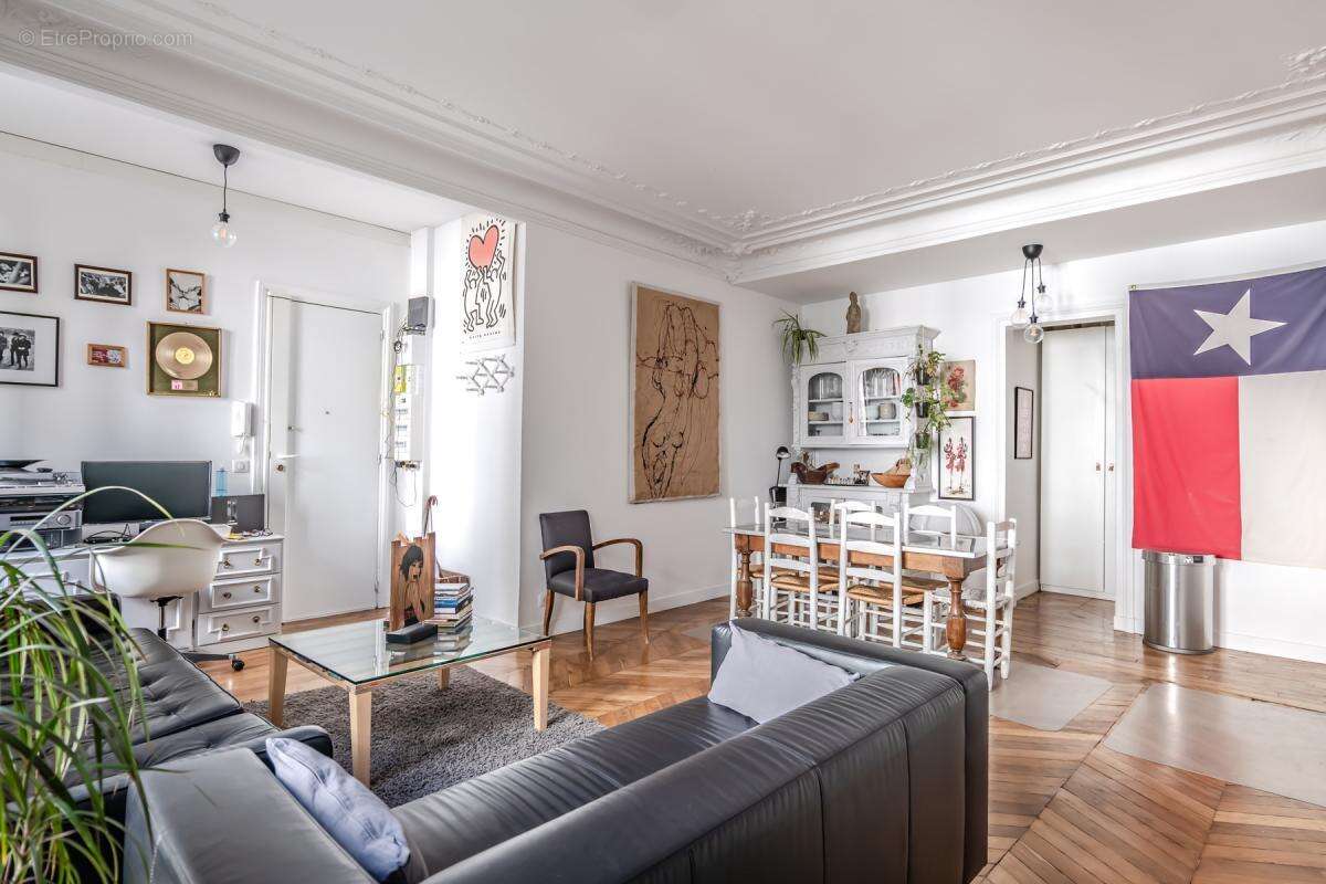 Appartement à PARIS-9E