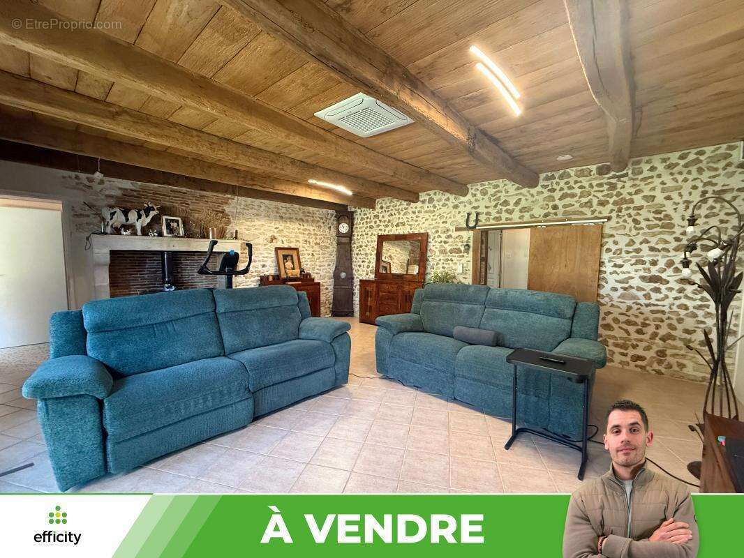 Maison à GENOUILLE