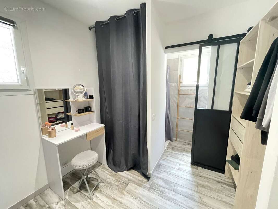 Maison à FIGANIERES