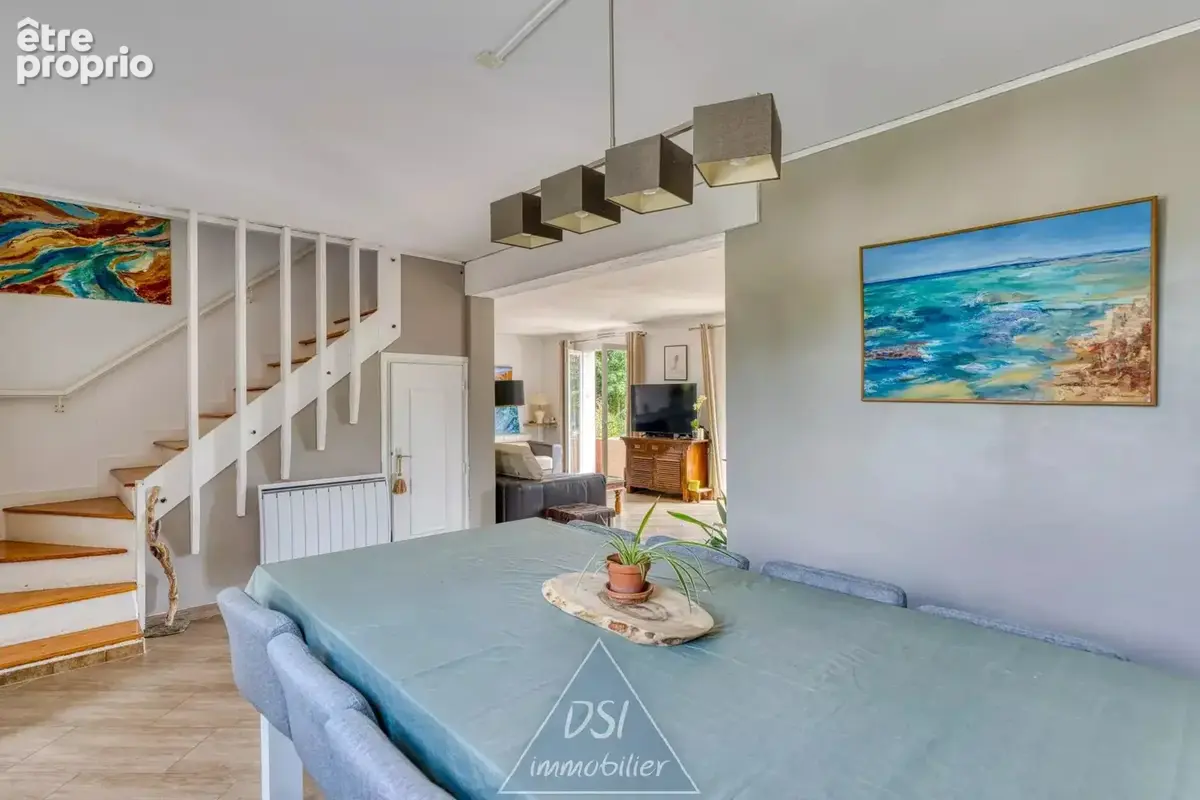 Tramoyes – superbe maison familiale – 4 chambres – bureau – salle à manger – séjour – cuisine -- piscine – terrasse – terrain 1  - photo 4