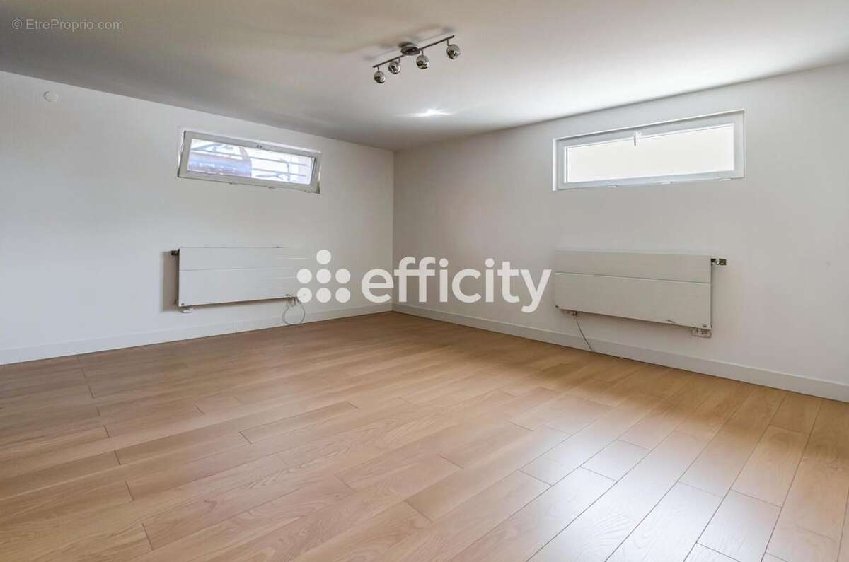 Maison 160 m² à Antony  - photo 23