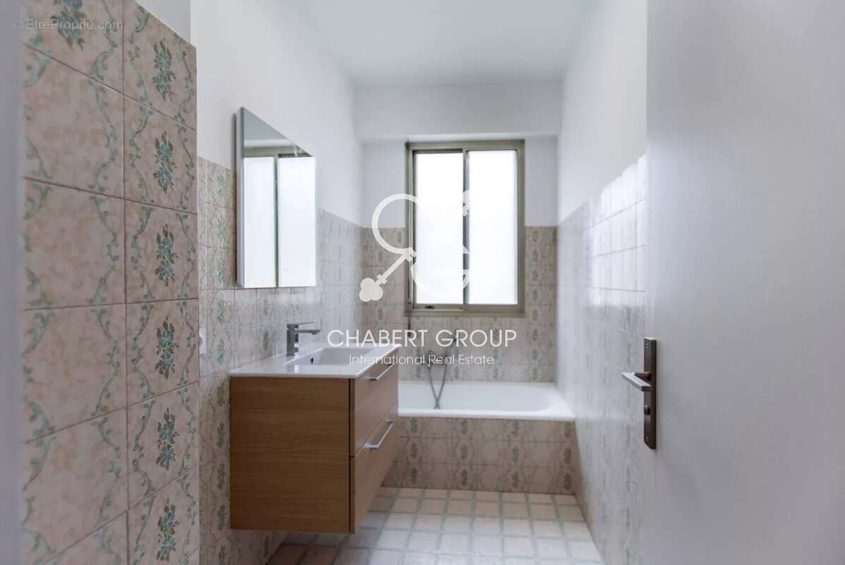 Appartement à BEAULIEU-SUR-MER