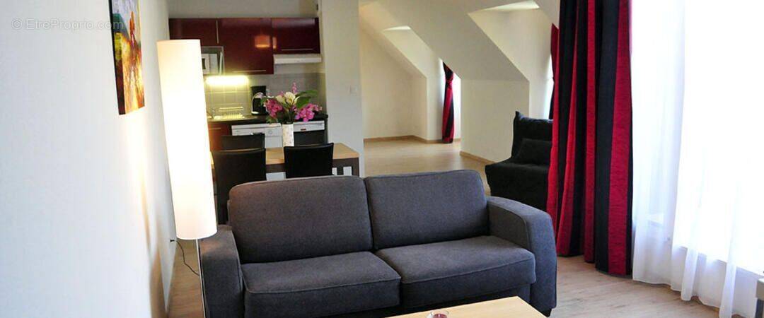 Appartement à ENTRAYGUES-SUR-TRUYERE