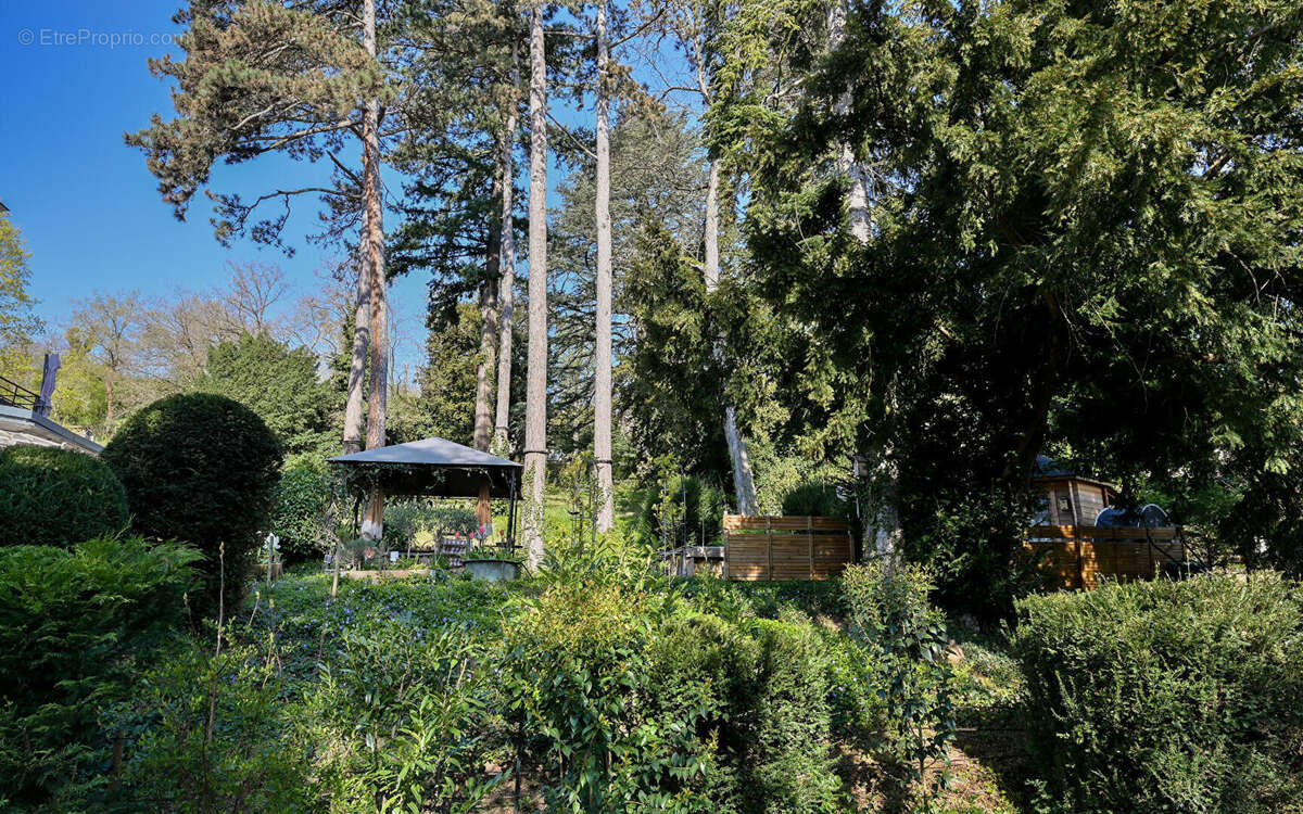 Appartement à POMMIERS