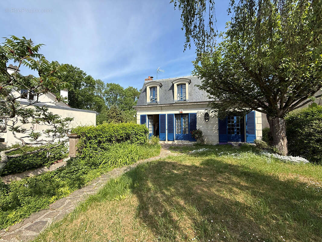 Maison à SACLAY