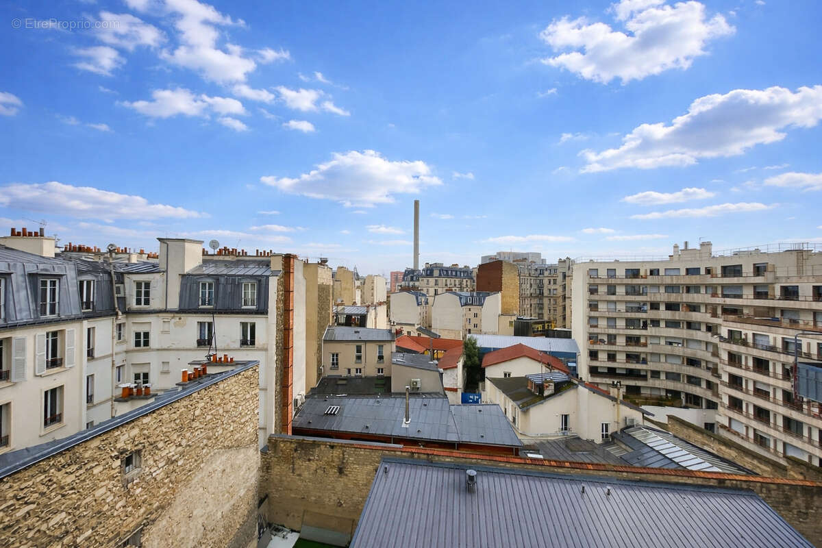 Appartement à PARIS-18E