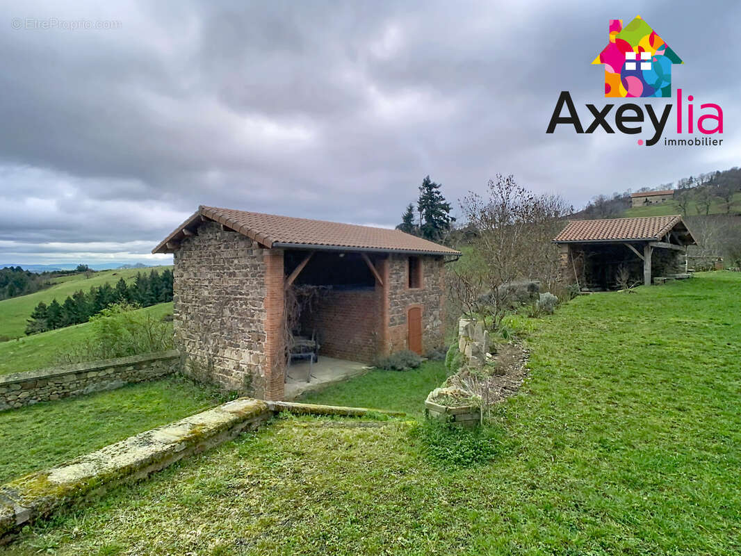 Maison à SAINT-JEAN-SAINT-MAURICE-SUR-LOIRE