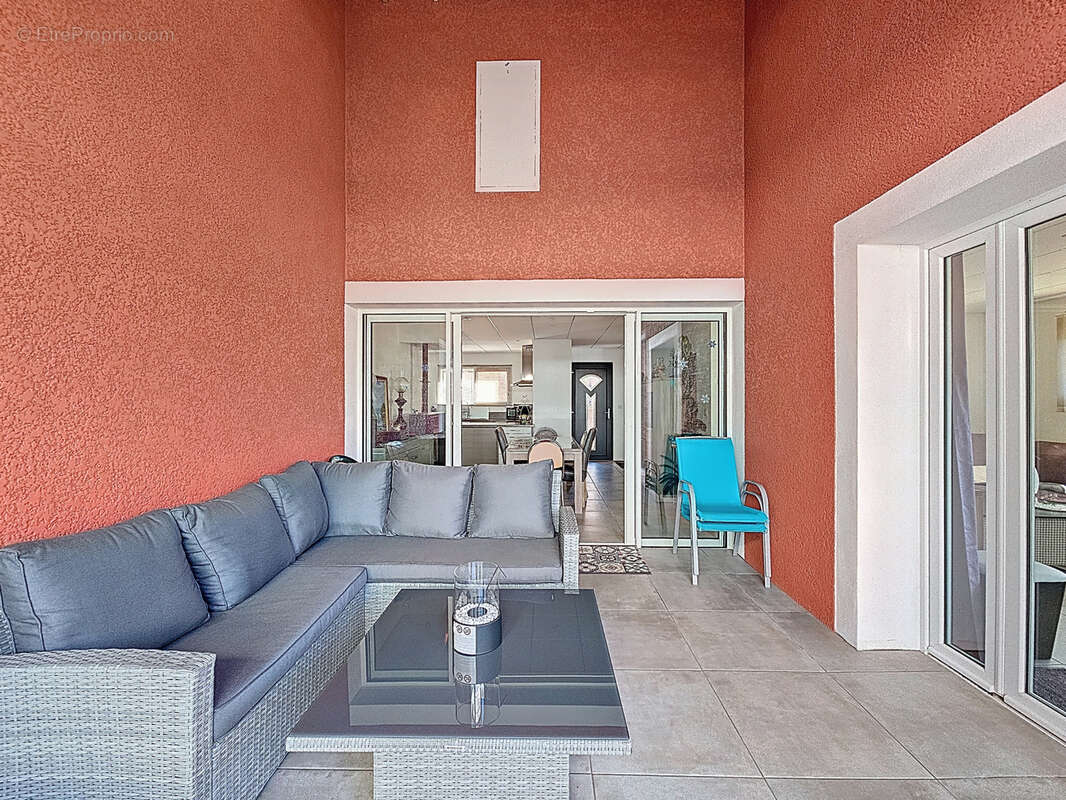 Maison à VILLEFRANCHE-D'ALBIGEOIS