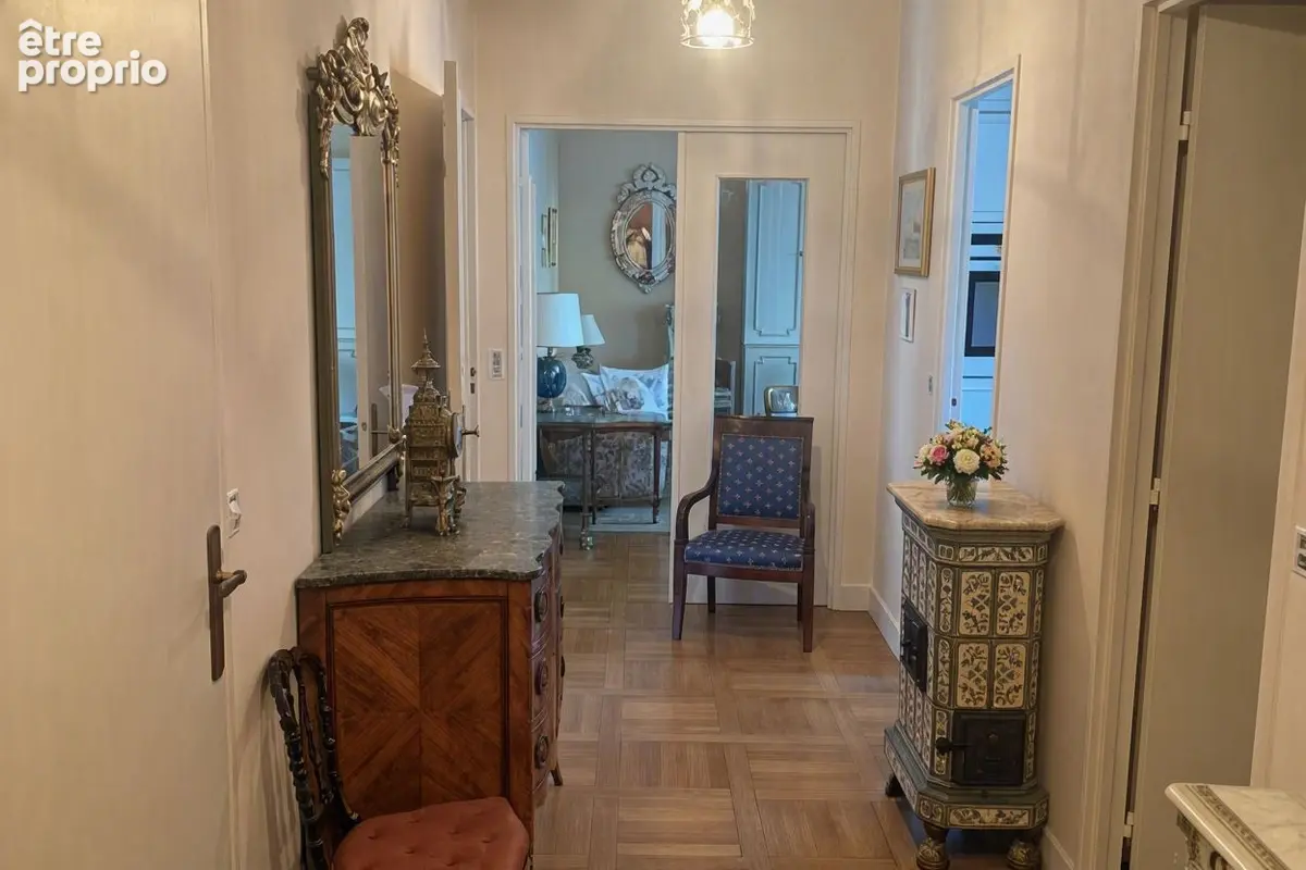A vendre vaste  appartement à Saint Germain En Laye 5 pièce(s) 122.2 m2 - photo 3