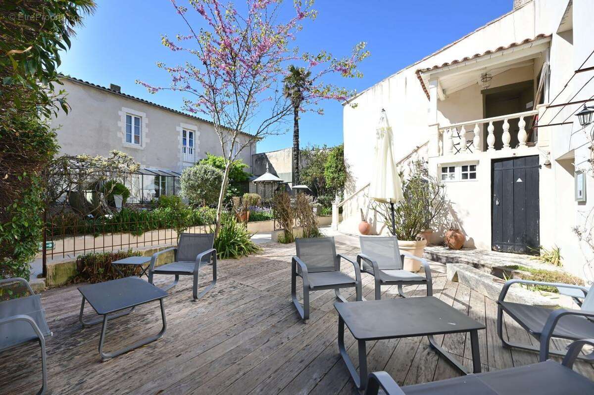 Maison à SAINT-MARTIN-DE-RE